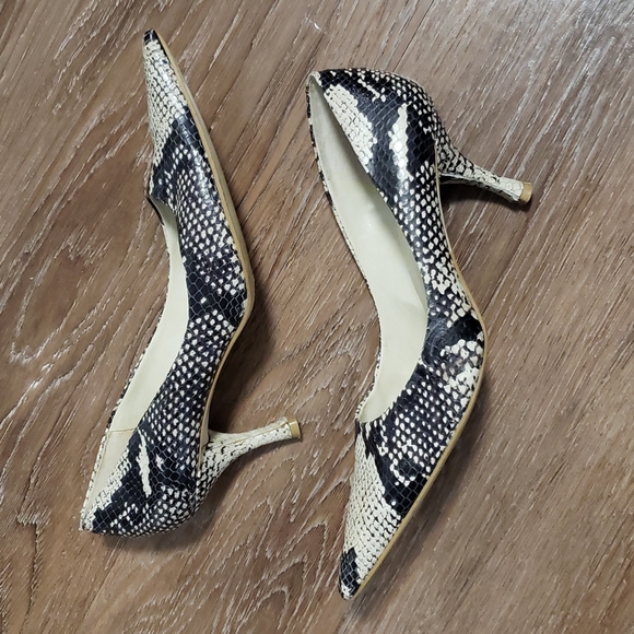 (6M) Nine West Reptile Print Pointy Toe Heels Textured Date Night Fancy - Picture 9 of 14